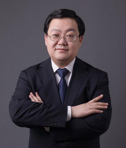 主要从事新媒体,网络舆情及公关传播等领域的研究,服务多个政府级网